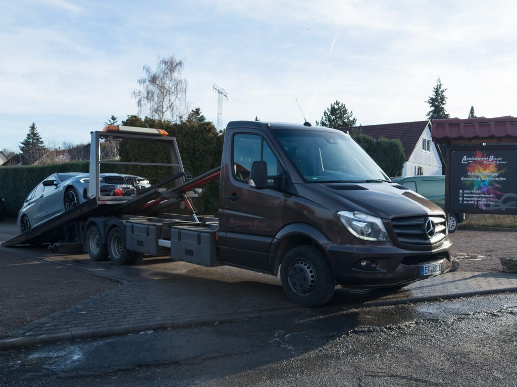 Abholen- und Bringservice